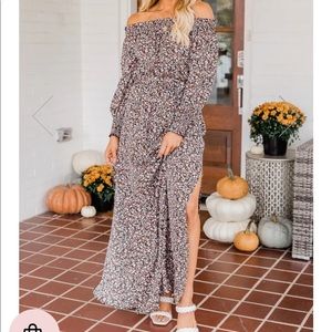 NWT Off the Shoulder Maxi Dress